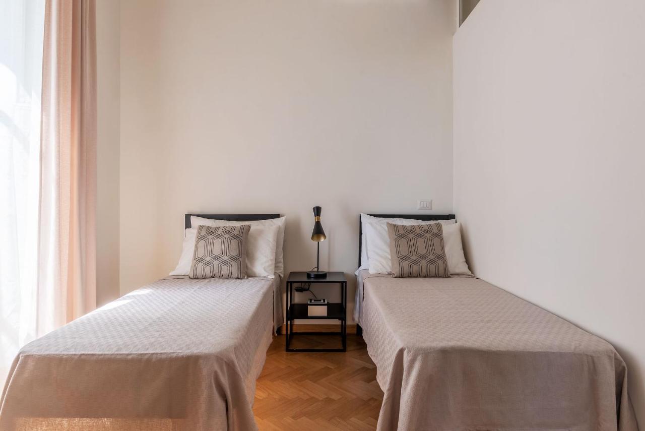 Castro Pretorio Apartment Рим Екстериор снимка