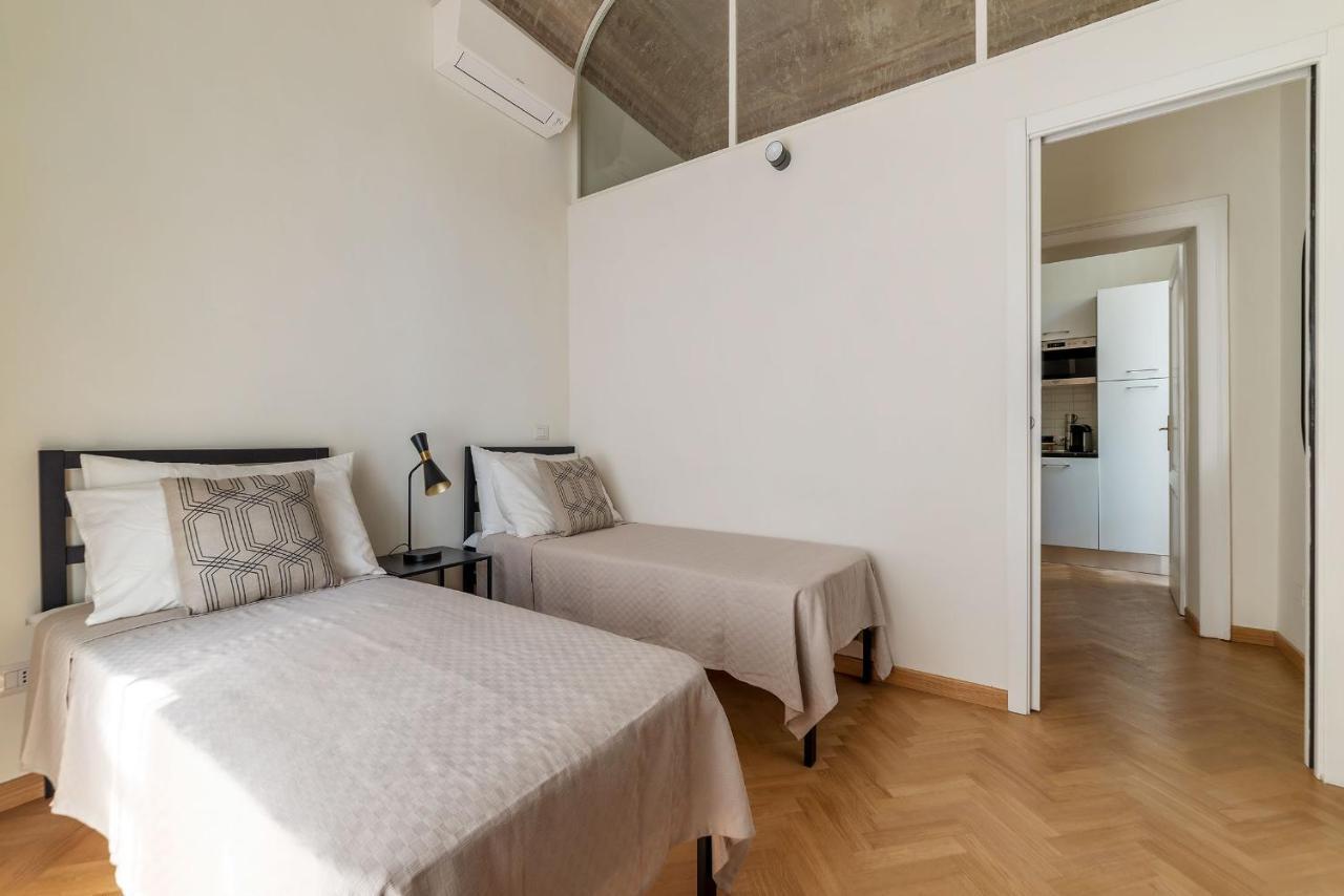 Castro Pretorio Apartment Рим Екстериор снимка