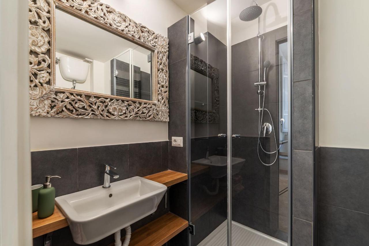 Castro Pretorio Apartment Рим Екстериор снимка